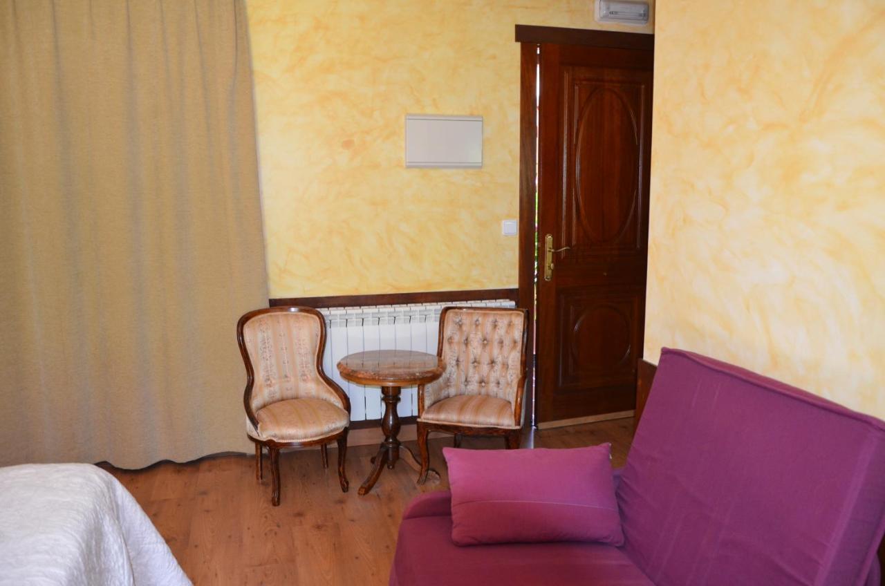 Hotel Arenas De Cabrales- Apartamentos Luaran gambar